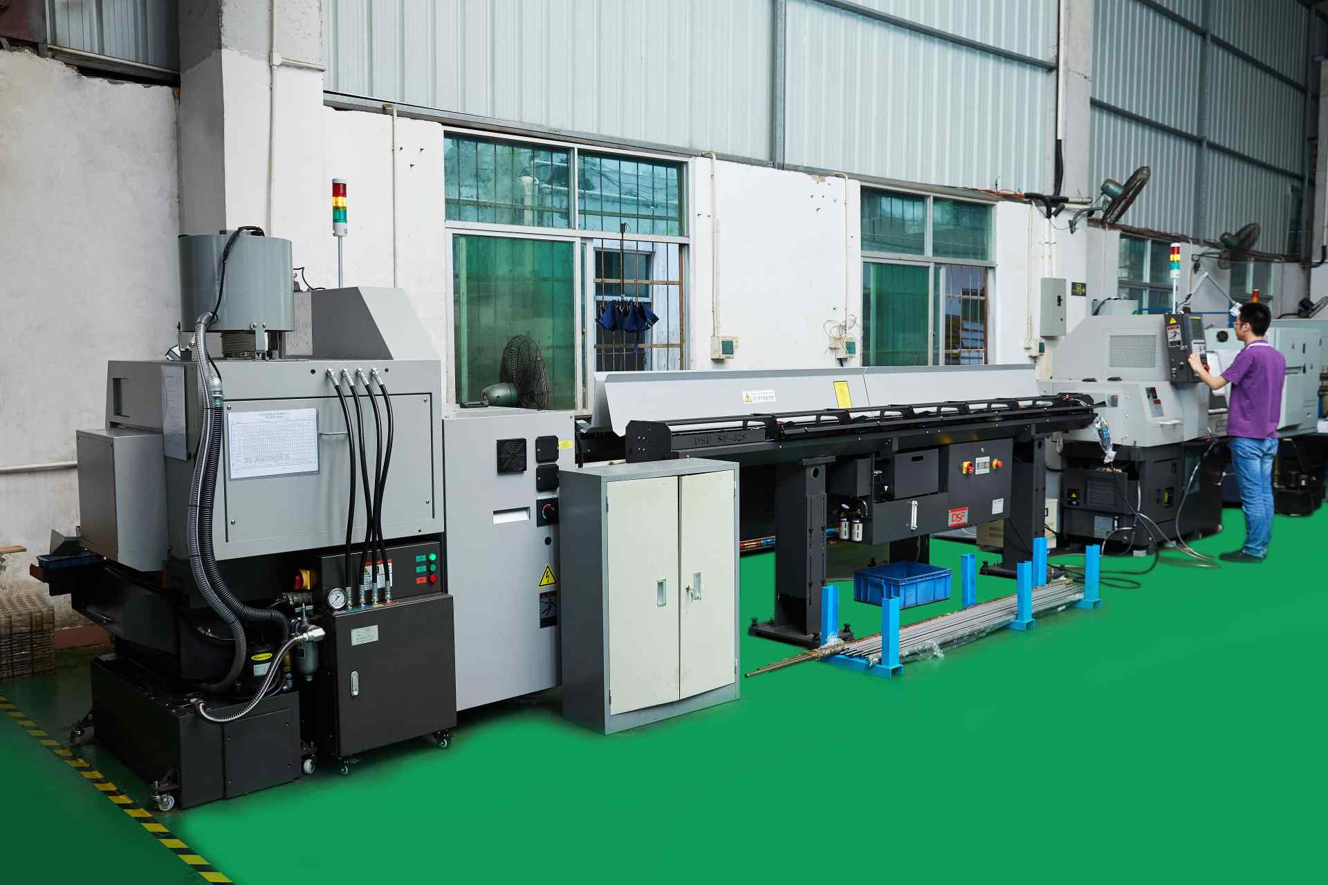 Precision CNC Tunring Center Workshop of Precision Machining China Factory